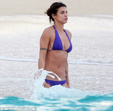 elisabetta canalis. Elisabetta Canalis shows