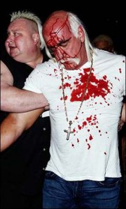 Hulk_Hogan_bloodied_1