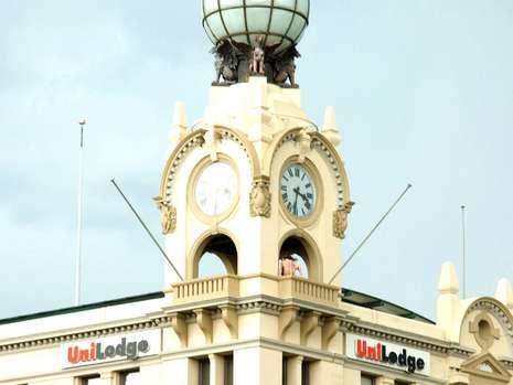 clock-tower-sex-sydney-2